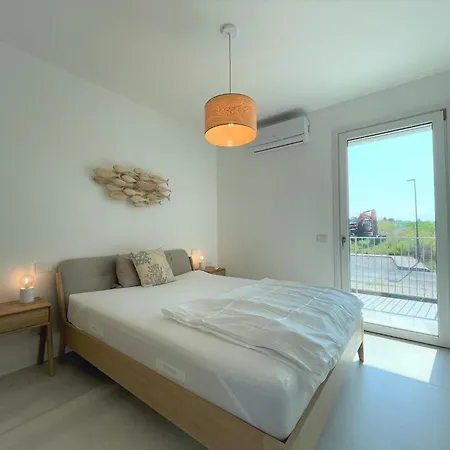 Quartier Via Praleor Gardasee アパート *